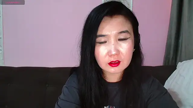 Snapshot of Bet_Lu chatting on October 18, 7:44 am Bet Lu online show from October 18, 7:44 am