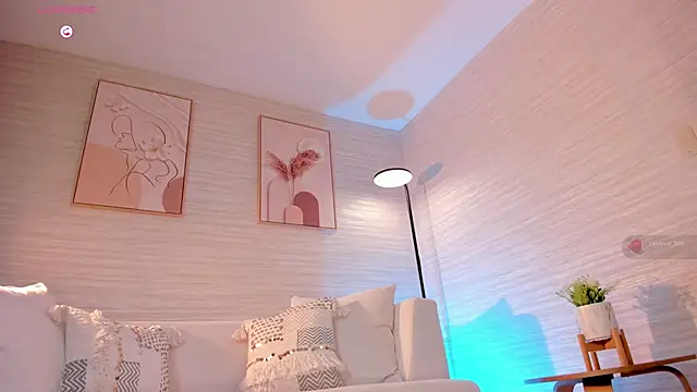 RoseFerrera online show from February 7, 11:52 pm