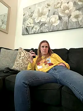 ClumsyLink online show from January 8, 8:29 am