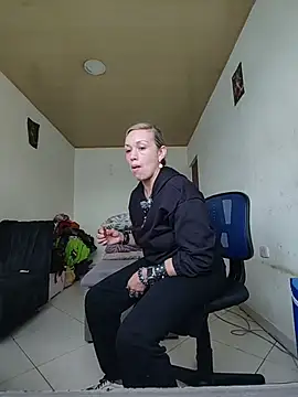 sexymarilyncolombia online show from March 17, 2:43 pm