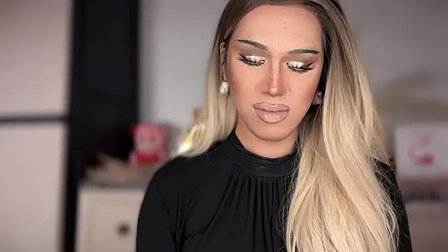 Ts glamxxxx online show from January 8, 2:04 am