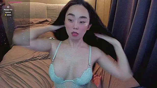 SultryAyaCollins online show from March 19, 6:51 am