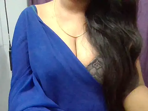 Shikha39 online show from November 18, 6:31 pm