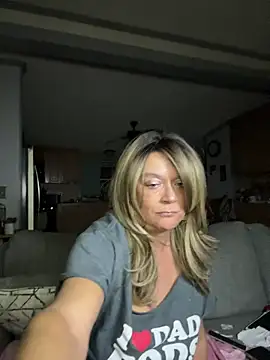 cowgirlc online show from March 25, 2:39 am