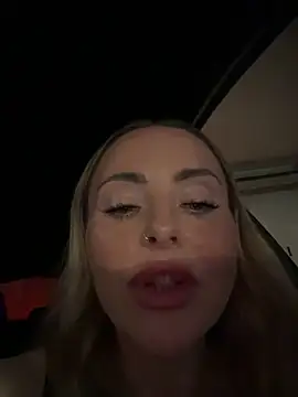 EmaSalis online show from April 10, 11:49 am