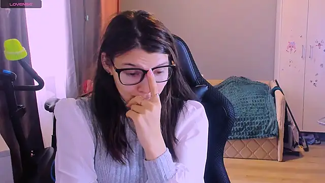 MollyLollipop online show from April 6, 2:55 am