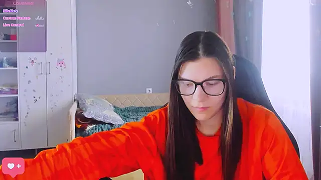 MollyLollipop online show from February 24, 5:50 am