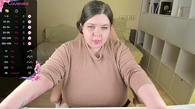 PlumPie online show from November 10, 12:28 am