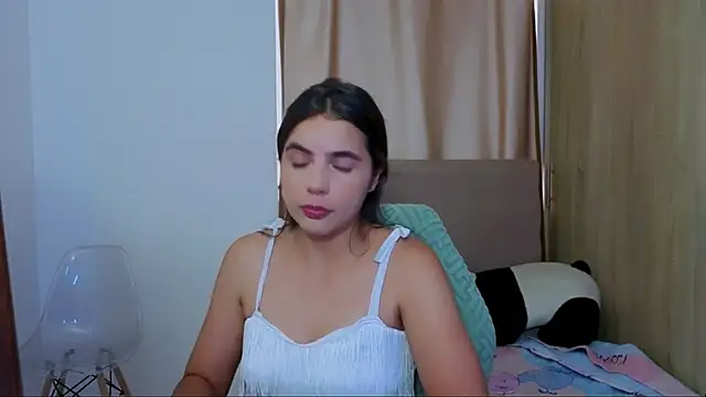  elenna online show from June 28, 6:25 pm