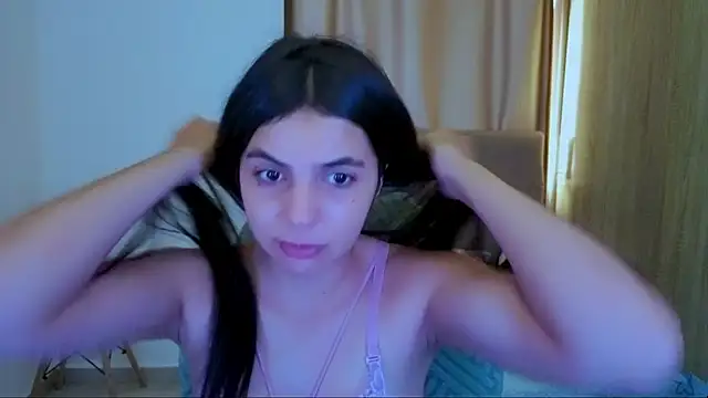  elenna online show from July 1, 6:07 pm