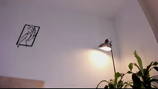 Amber  Davis online show from February 24, 7:56 pm