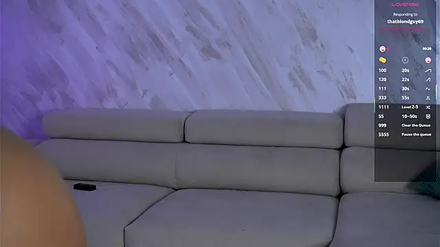 SinwithAmy online show from December 22, 8:01 pm