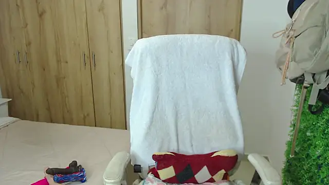 Neerea online show from October 10, 12:37 am