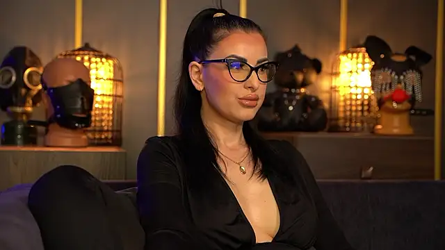 kelly kent online show from March 25, 11:07 pm