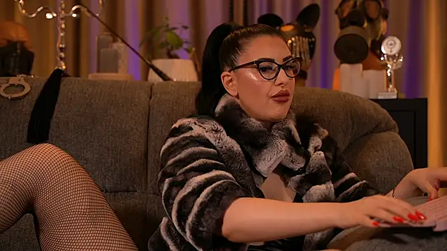 kelly kent online show from November 8, 12:26 am