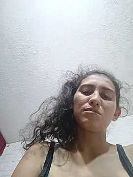 valeriaswang Lucas online show from February 8, 9:18 pm