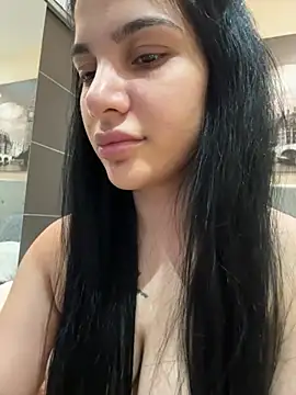 Samira30 online show from February 7, 8:45 pm