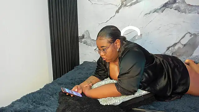 Darnellqueen online show from November 22, 4:59 am