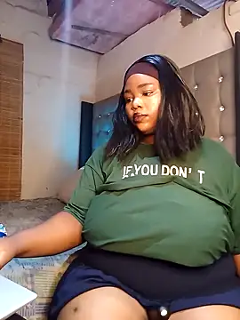 Aalyiah445 online show from October 22, 7:41 pm