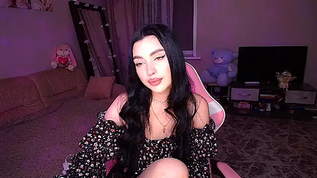 Snapshot of __Malika__ chatting on October 4, 3:05 pm Malika online show from October 4, 3:05 pm