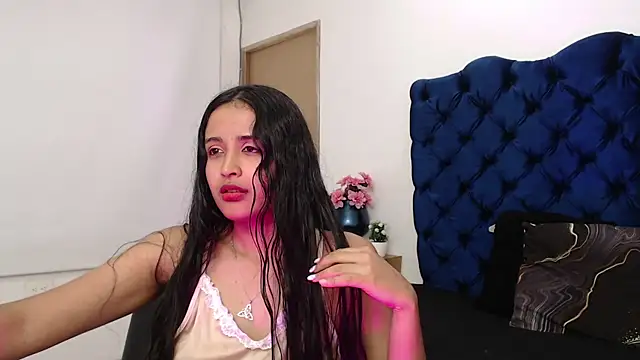Lili666  online show from October 17, 3:10 am
