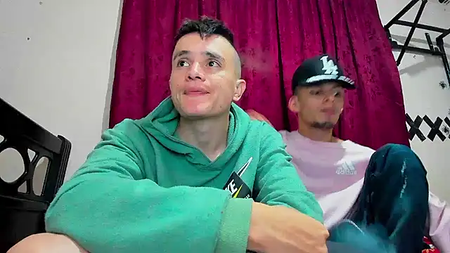 davidlatin66 online show from October 10, 4:06 am