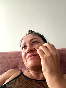 Snapshot of gabiTetas chatting on October 23, 8:48 pm gabiTetas online show from October 23, 8:48 pm