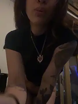 Snapshot of LittleBabyCat22 chatting on September 12, 11:23 pm LittleBabyCat22 online show from September 12, 11:23 pm