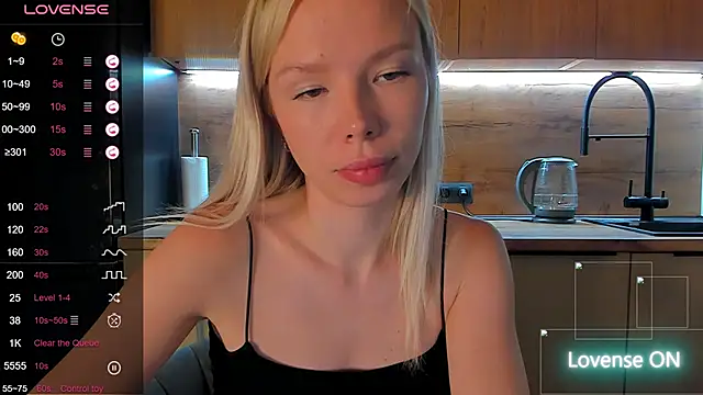 Olivia Bells online show from June 17, 8:32 pm