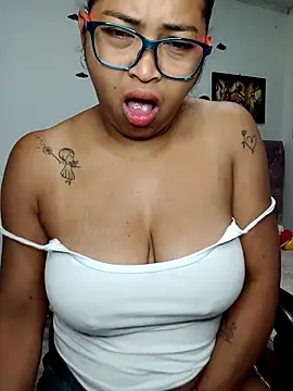 chalohott online show from February 1, 11:31 am