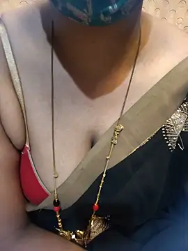 tuttifrutti17 online show from June 15, 5:02 pm