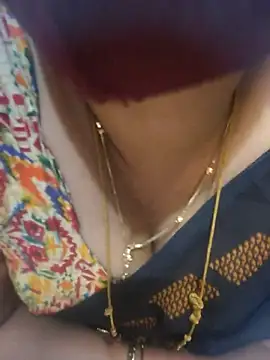 tuttifrutti17 online show from July 5, 4:56 pm