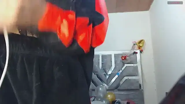 toxxxic cams online show from June 27, 12:22 pm
