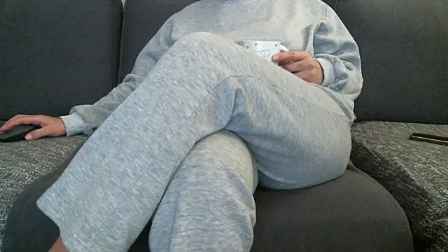 mysteriouscouple001 online show from November 30, 8:24 pm