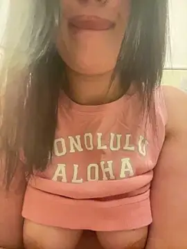 Sarahkhaalifa online show from April 4, 11:42 am