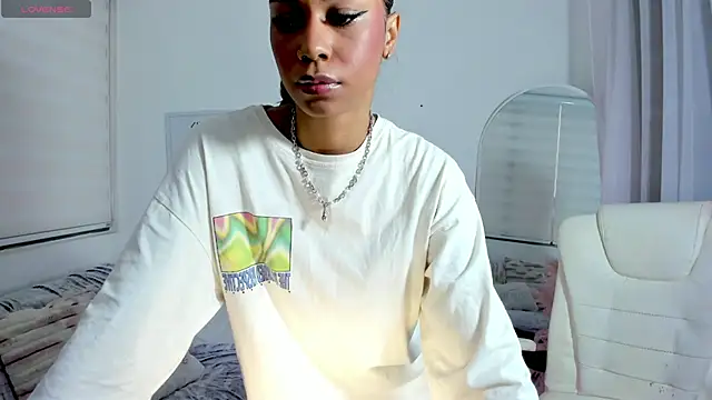 kaia cam online show from April 29, 11:24 am