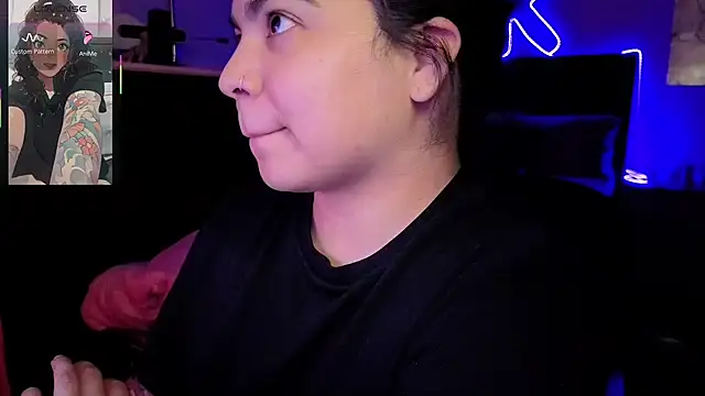 kimmiakiss22 online show from May 28, 4:32 am