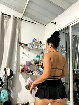 Snapshot of cataleya-miller_ chatting on October 7, 9:36 am cataleya-miller  online show from October 7, 9:36 am