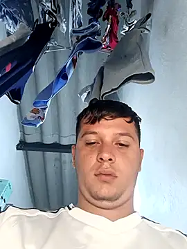 kingofqueenxxx online show from March 18, 12:15 am