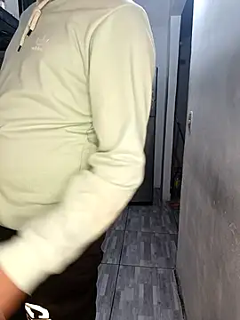 kingofqueenxxx online show from April 8, 1:08 am