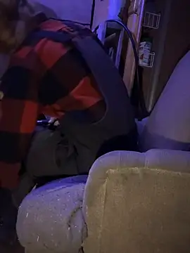 GoldenFlameGoddess online show from March 1, 5:18 am