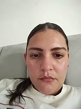 Mia Hampton online show from June 11, 8:27 pm