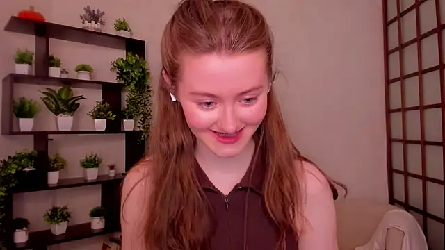 KateCuddle online show from April 29, 3:21 am