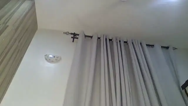 sweet sassy  online show from March 9, 3:42 am