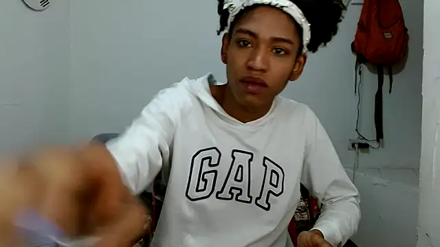 angelamarie1 online show from November 6, 10:43 am