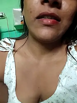 ANGEL QUEEN09 online show from September 15, 9:17 am