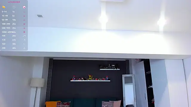 Christall StarXX online show from December 5, 8:43 pm