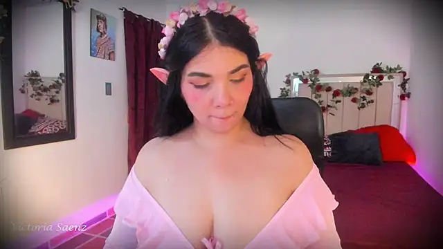 victoriaasaenz  online show from February 15, 1:08 am