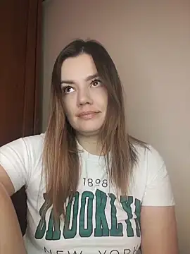 KrissSexi online show from April 6, 7:09 am