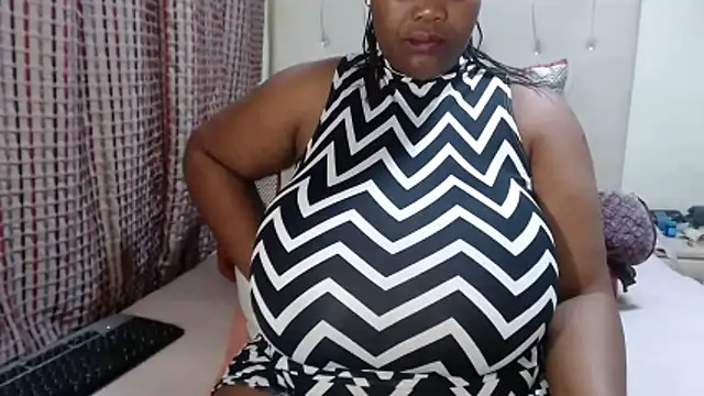 CHOCOLATEDARKBUSTYX online show from November 27, 7:28 pm